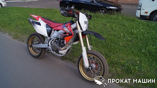 Прокат мотоцикла Honda CRF450R в Москве